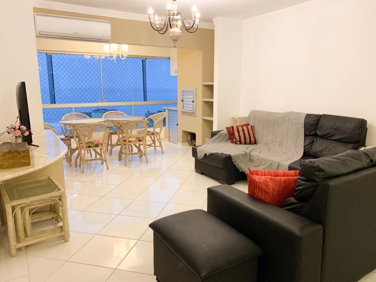Apartamento Itapema Na Av Principal A 50 M Da Praia Exteriör bild