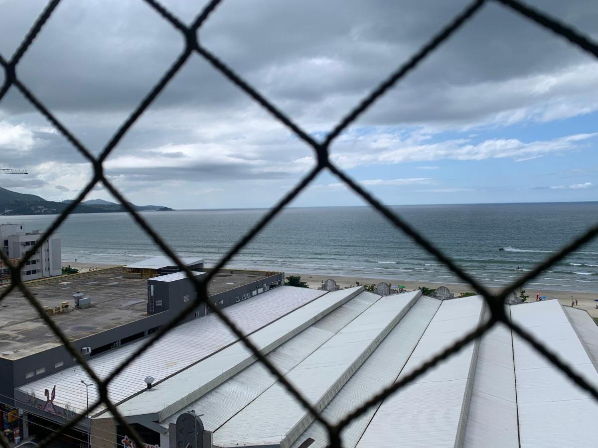Apartamento Itapema Na Av Principal A 50 M Da Praia Exteriör bild